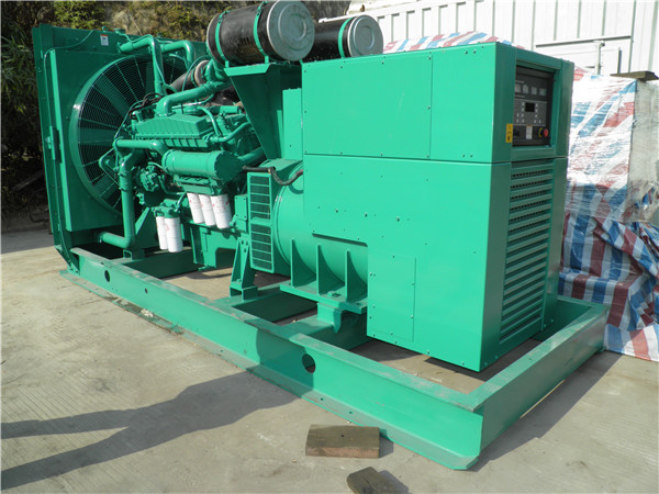 礼县出租发电机 发电机组厂家：柴油发电机组的控制屏的作用是什么？