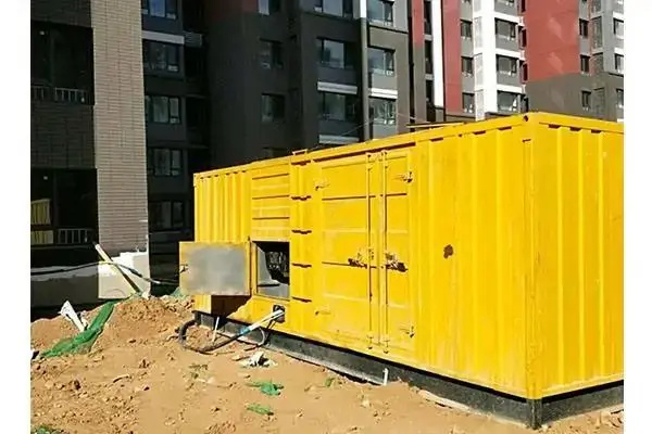 礼县发电机租赁中燃油压力过低会对发动机的哪些部件造成损坏？