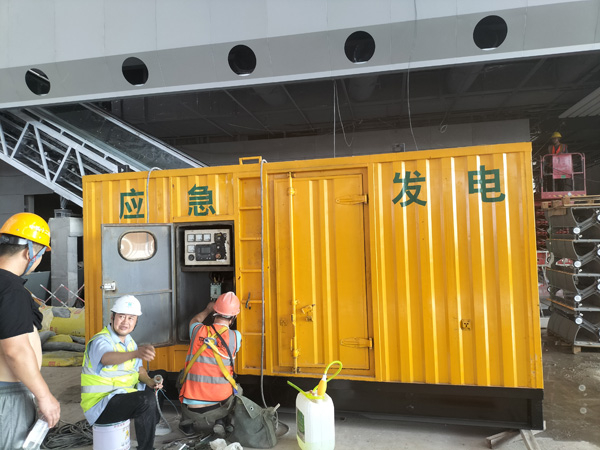 礼县怎样判断空气滤清器是否需要更换？